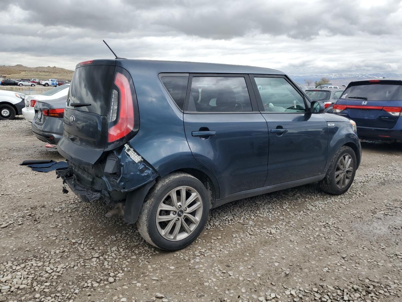 2017 KIA SOUL