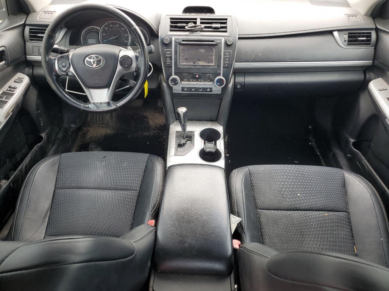 2014 TOYOTA CAMRY