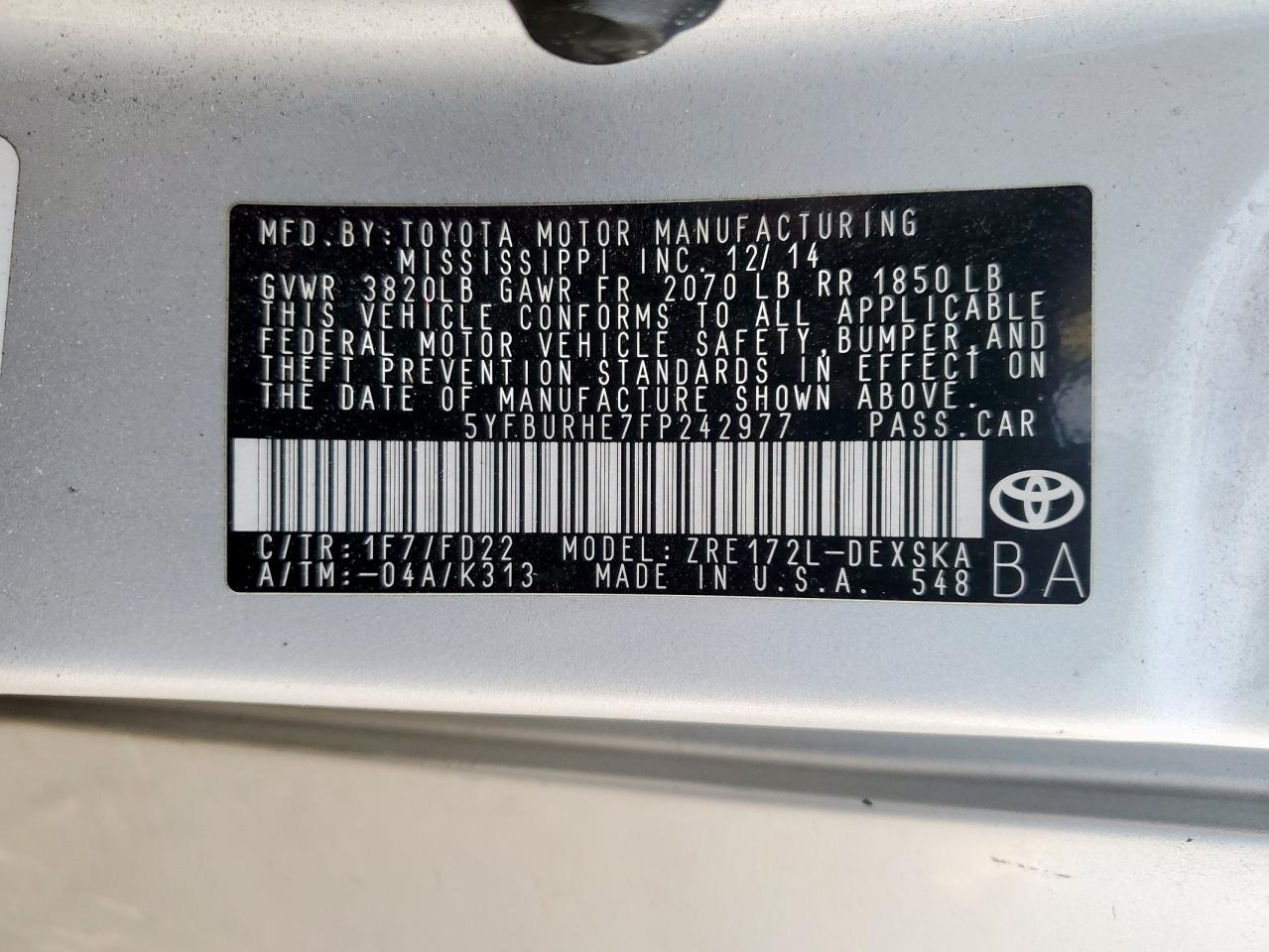 2015 TOYOTA COROLLA