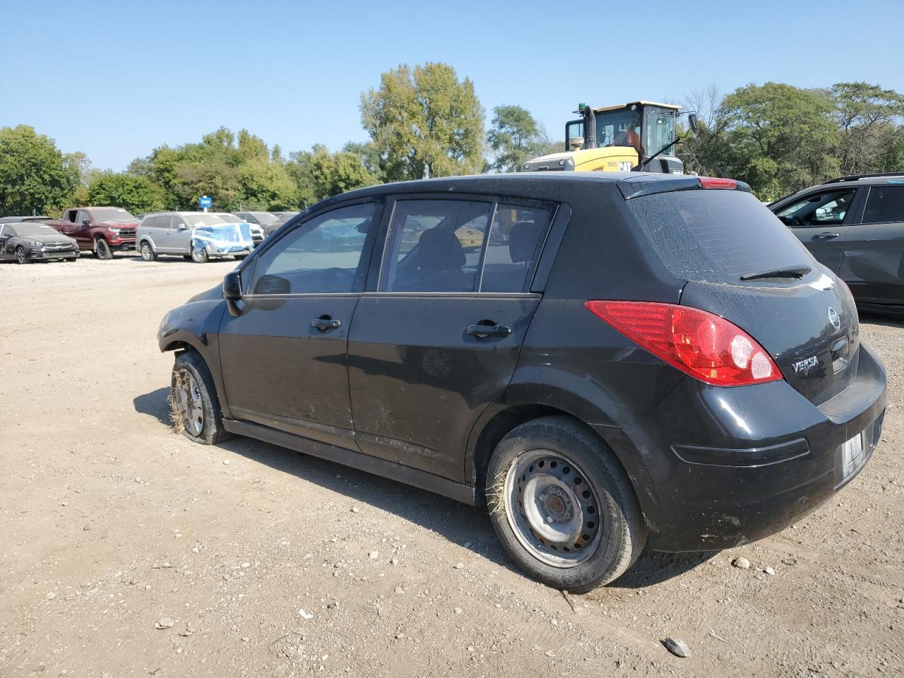 2011 NISSAN VERSA