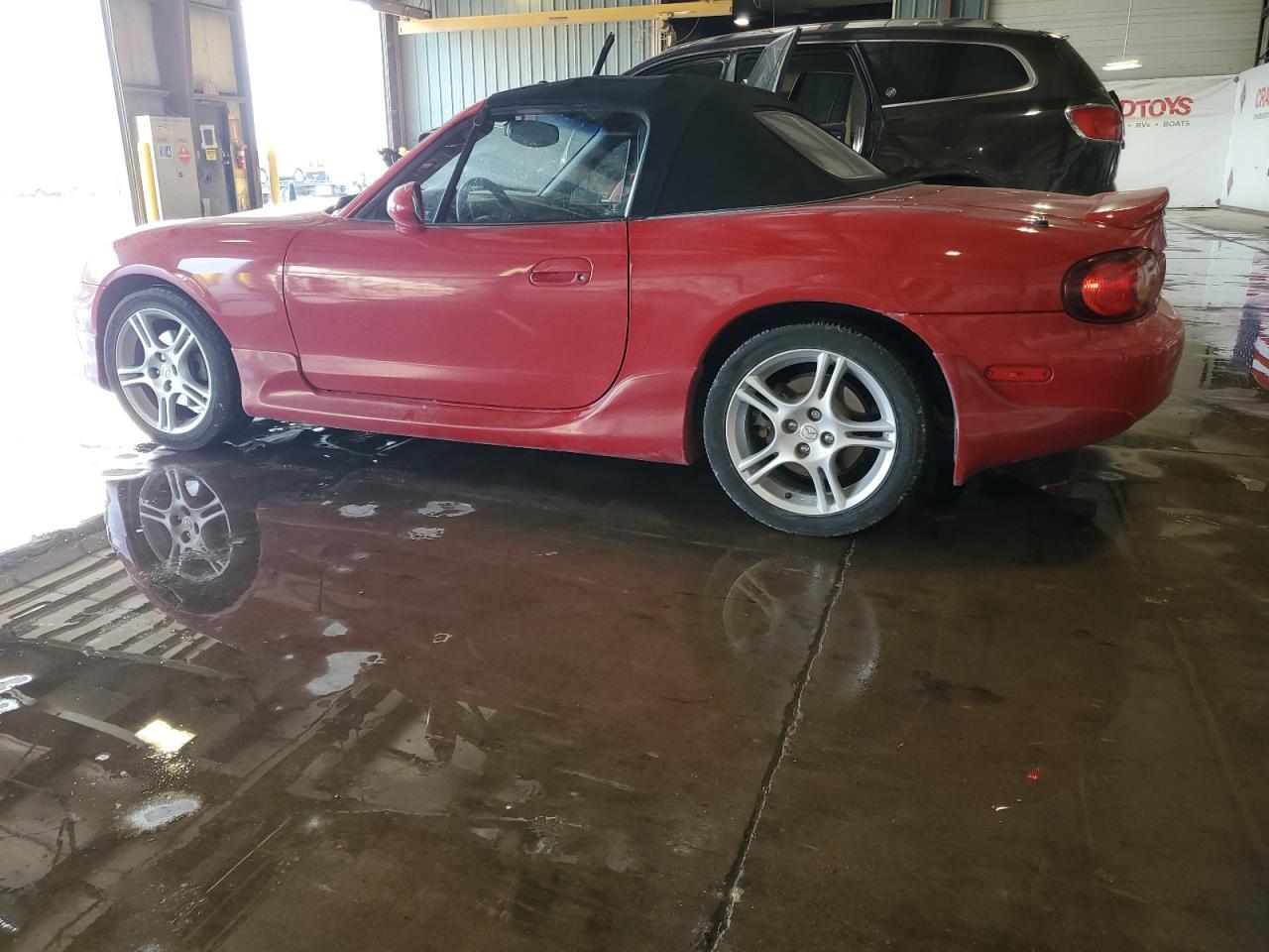 2004 MAZDA MX-5 Miata