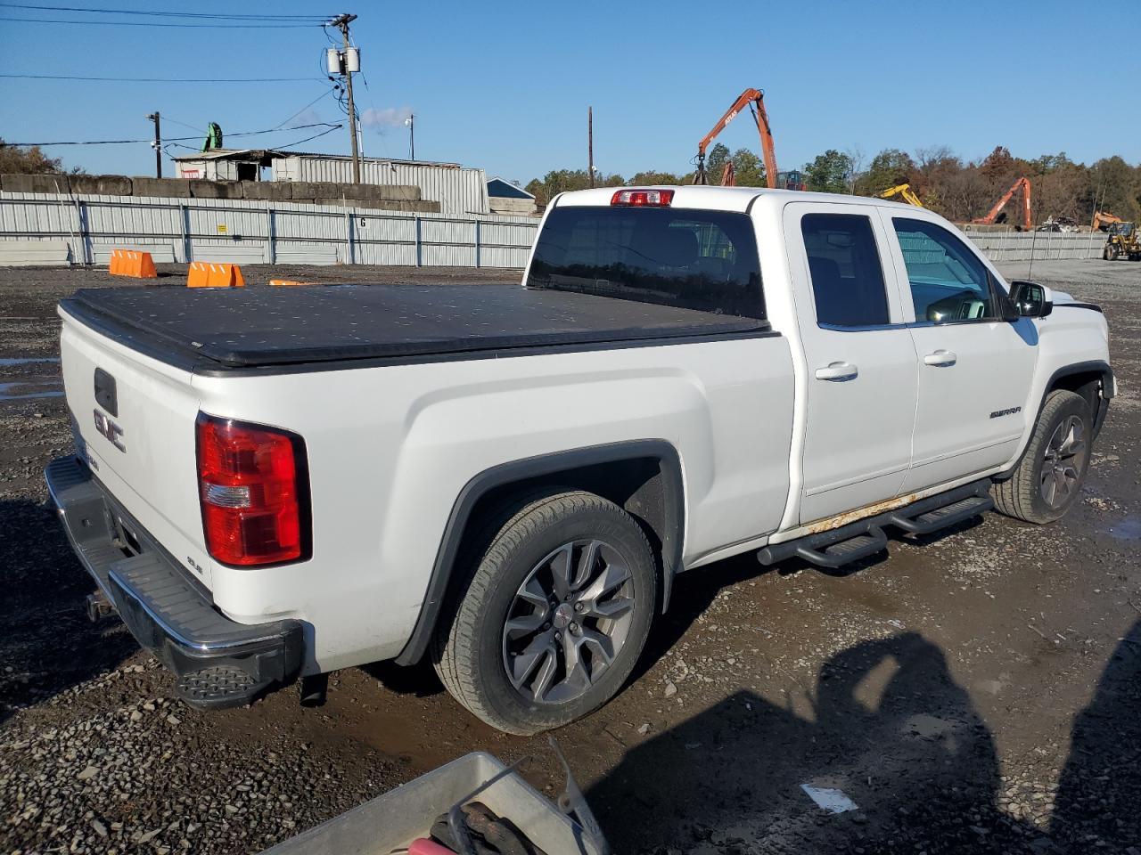 2015 GMC Sierra