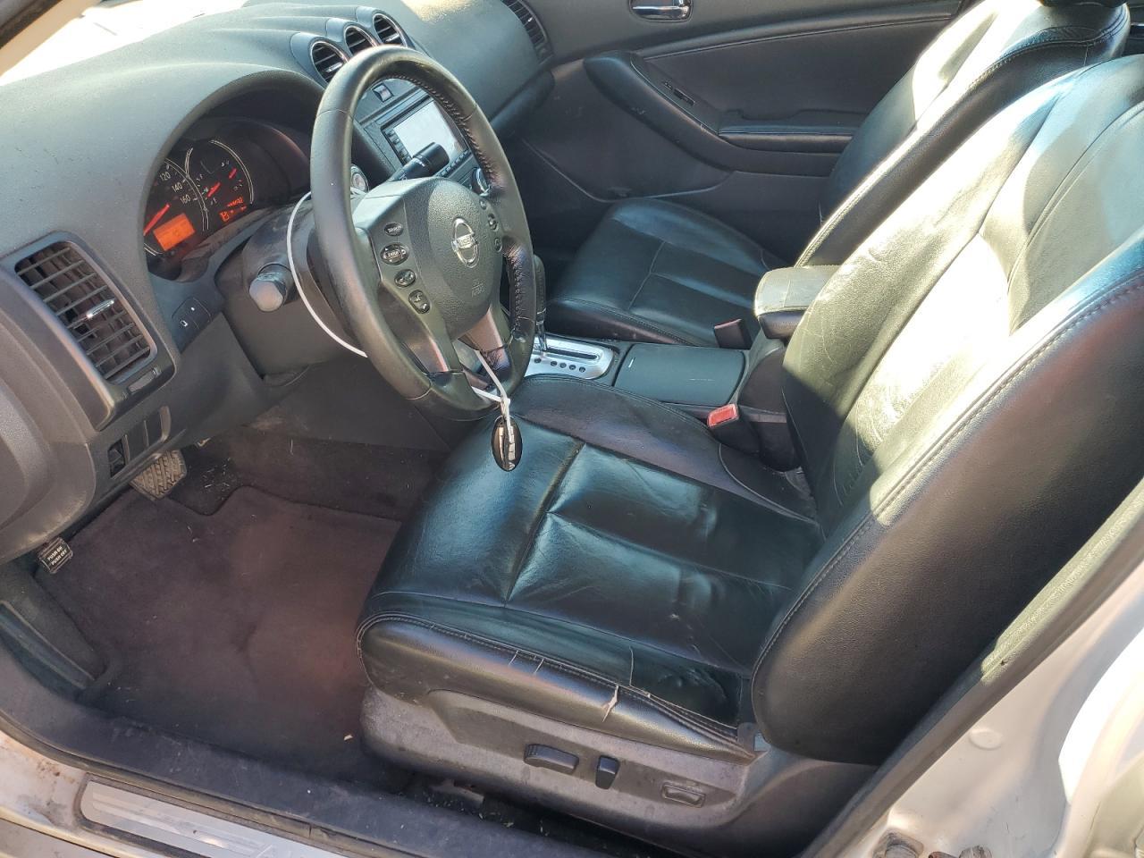 2010 NISSAN ALTIMA