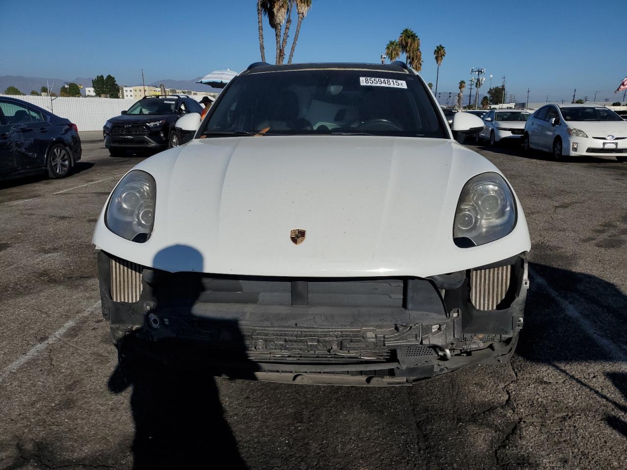 2016 PORSCHE Macan