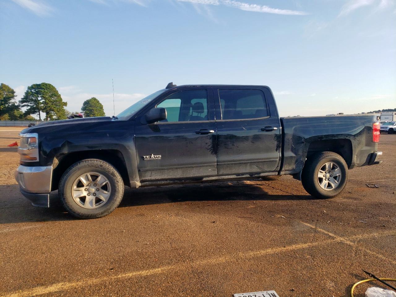 2018 CHEVROLET Silverado