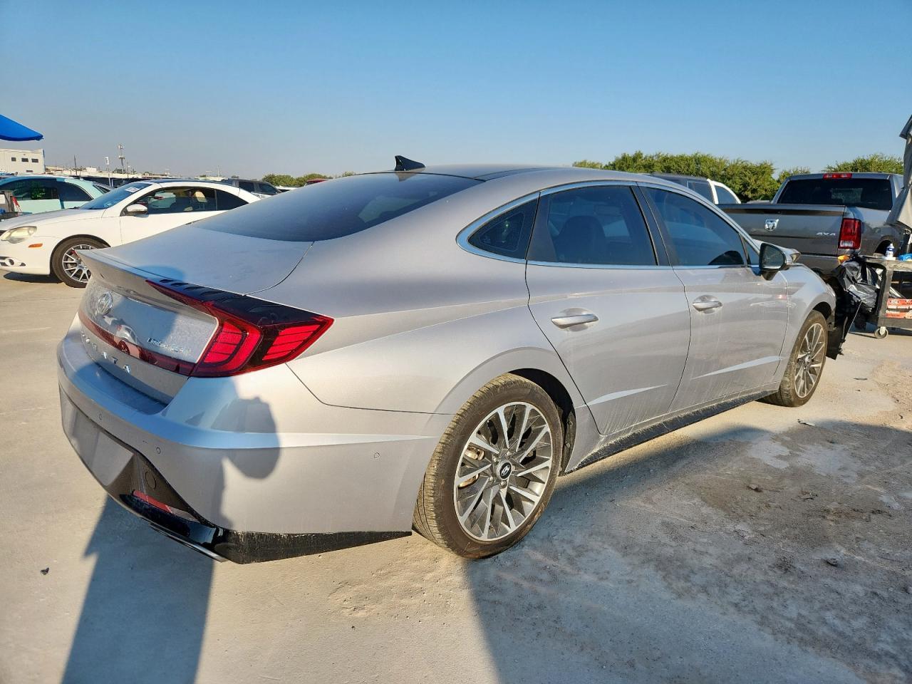 2023 HYUNDAI SONATA