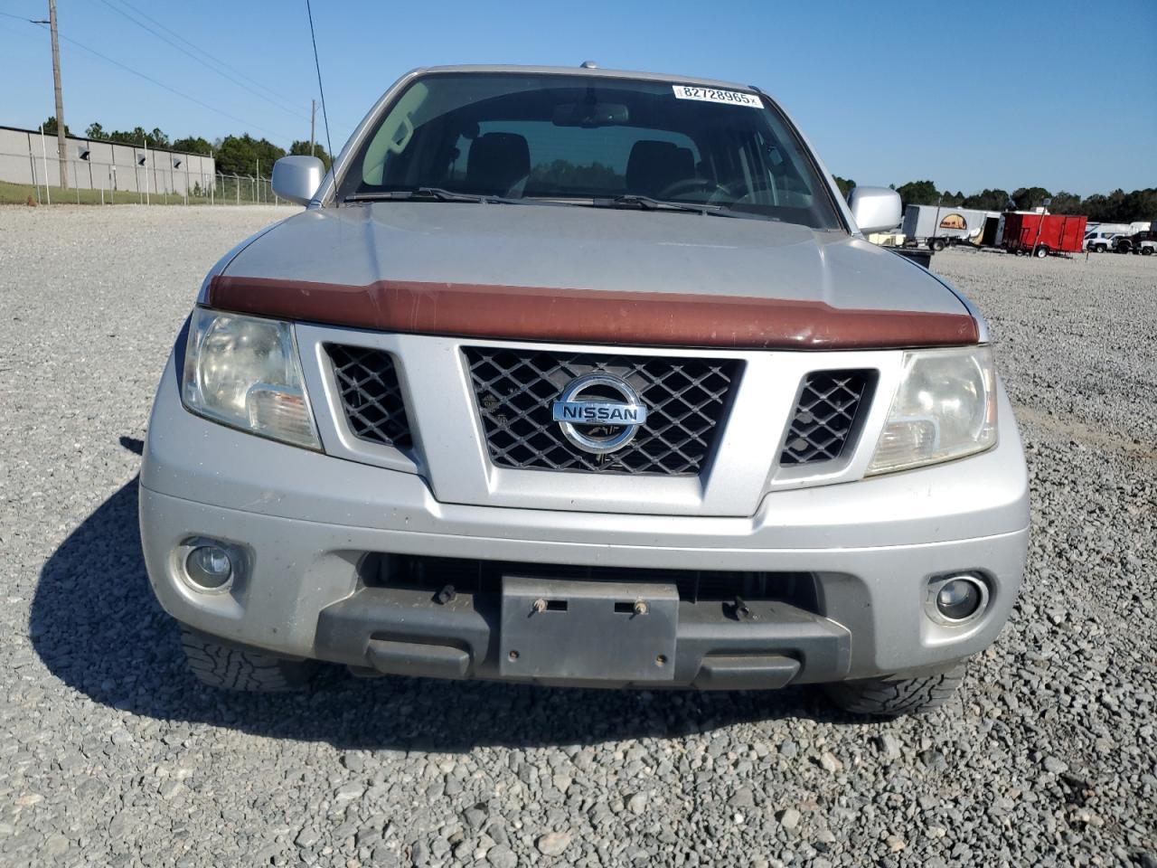 2012 NISSAN Frontier