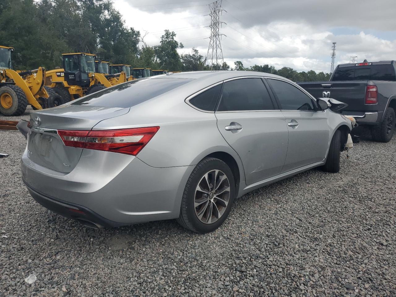 2017 TOYOTA Avalon
