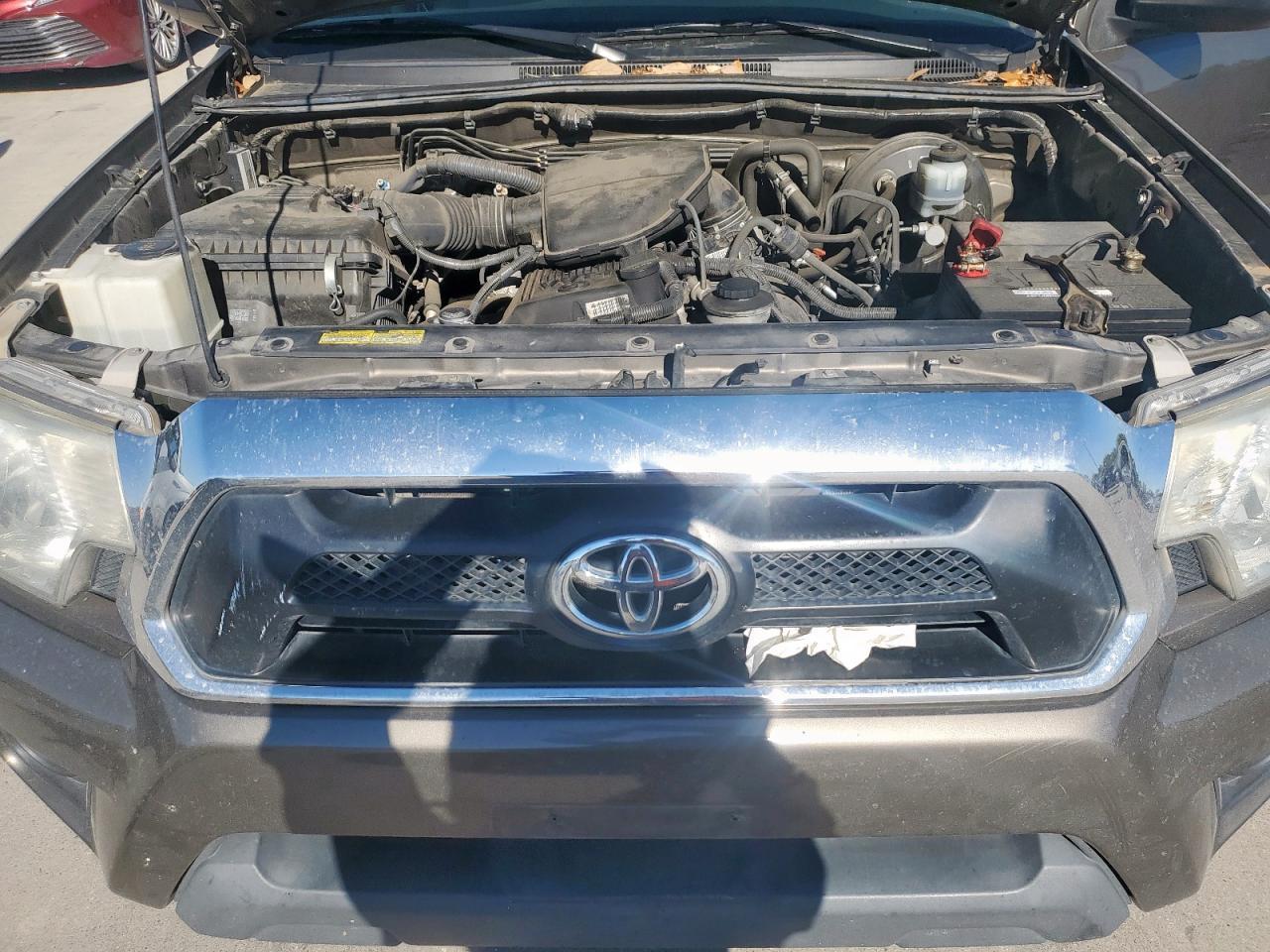 2012 TOYOTA TACOMA