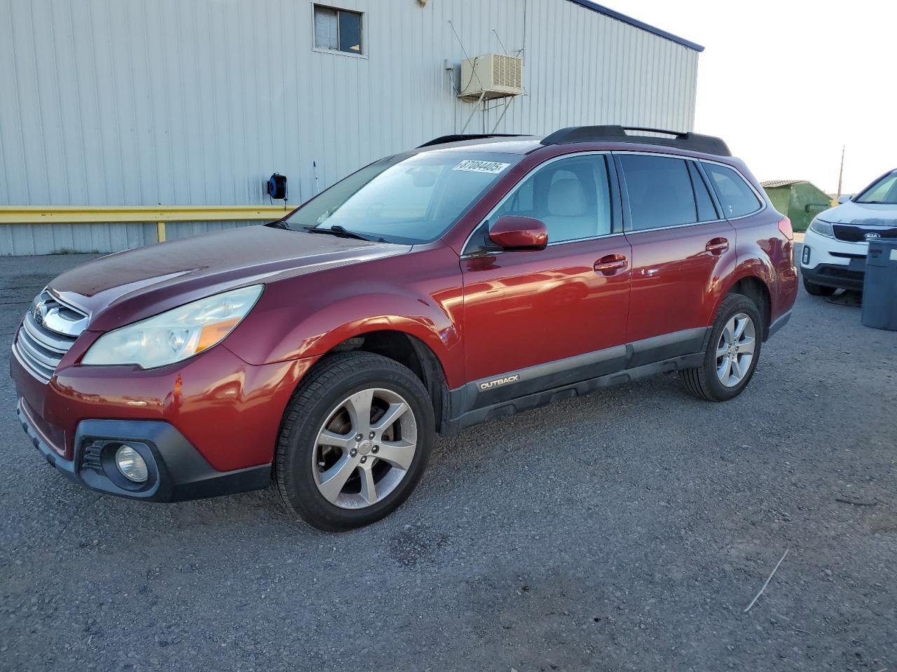 2014 SUBARU Outback