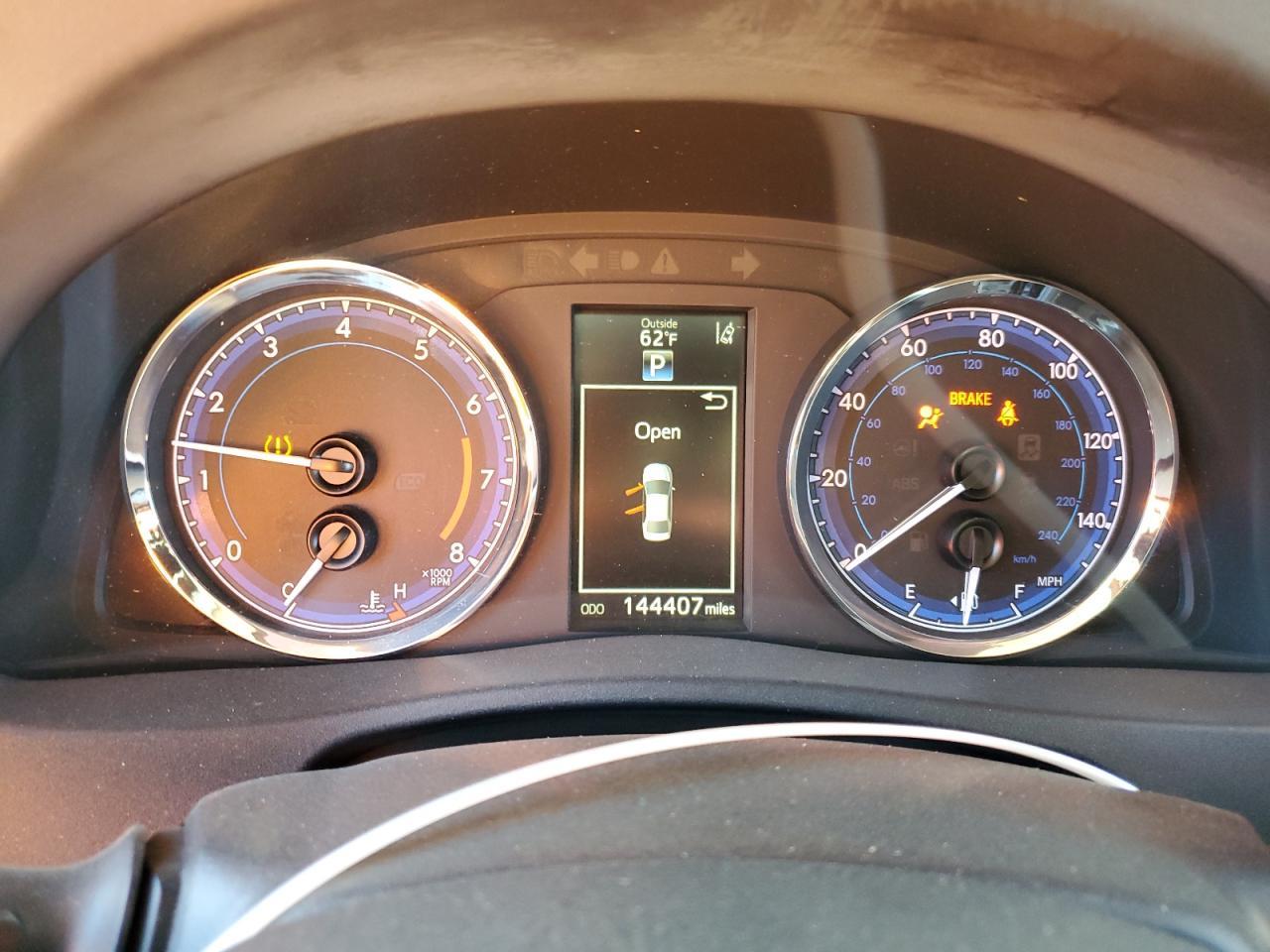 2019 TOYOTA COROLLA