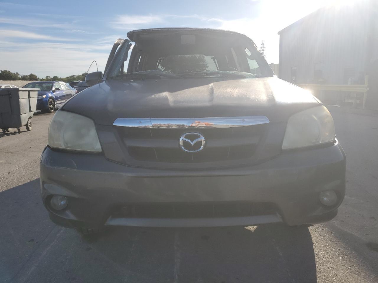 2005 MAZDA Tribute