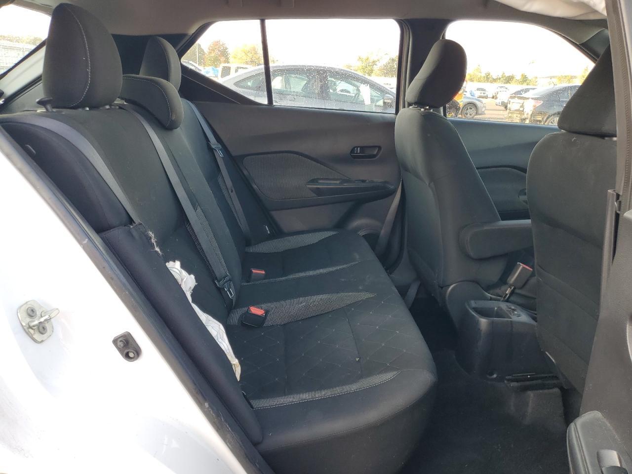 2020 NISSAN KICKS