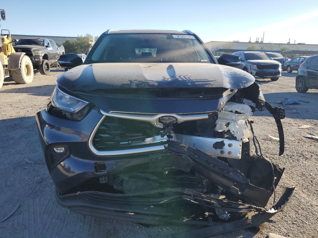 2020 TOYOTA HIGHLANDER