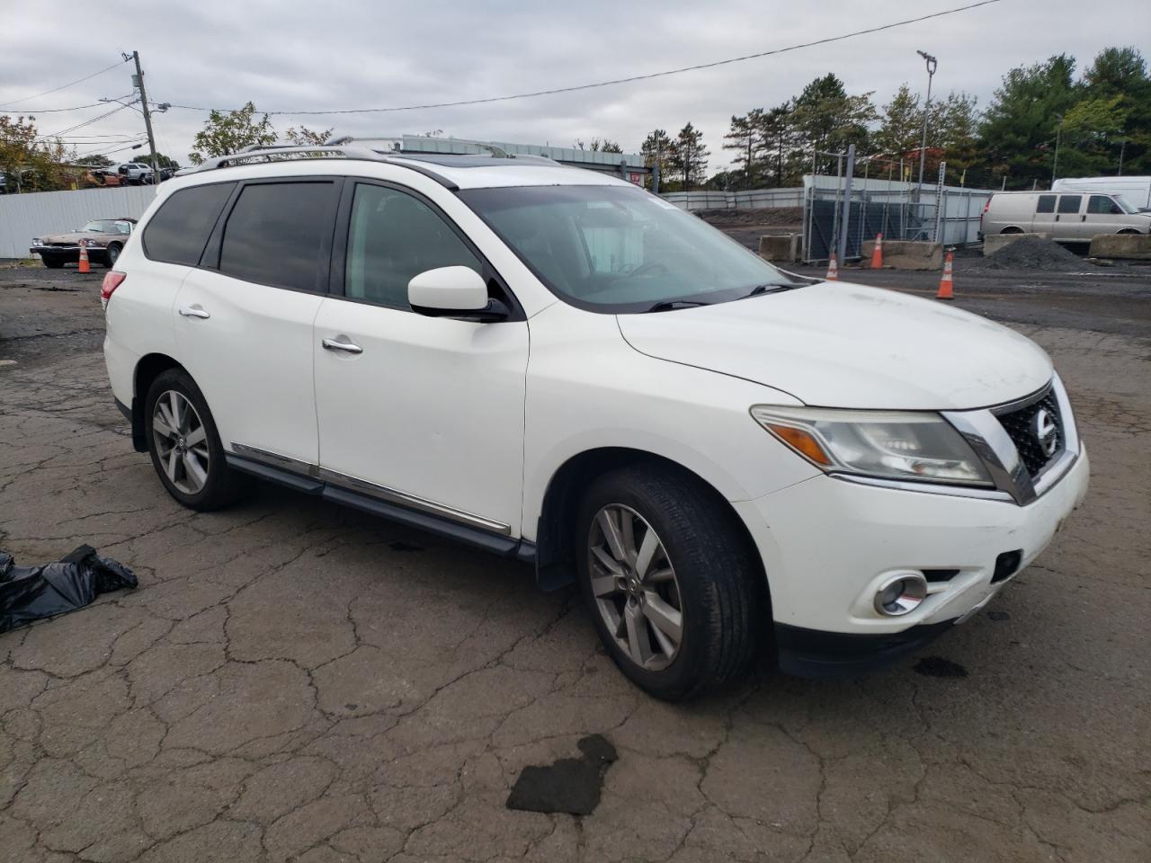 2014 NISSAN PATHFINDER