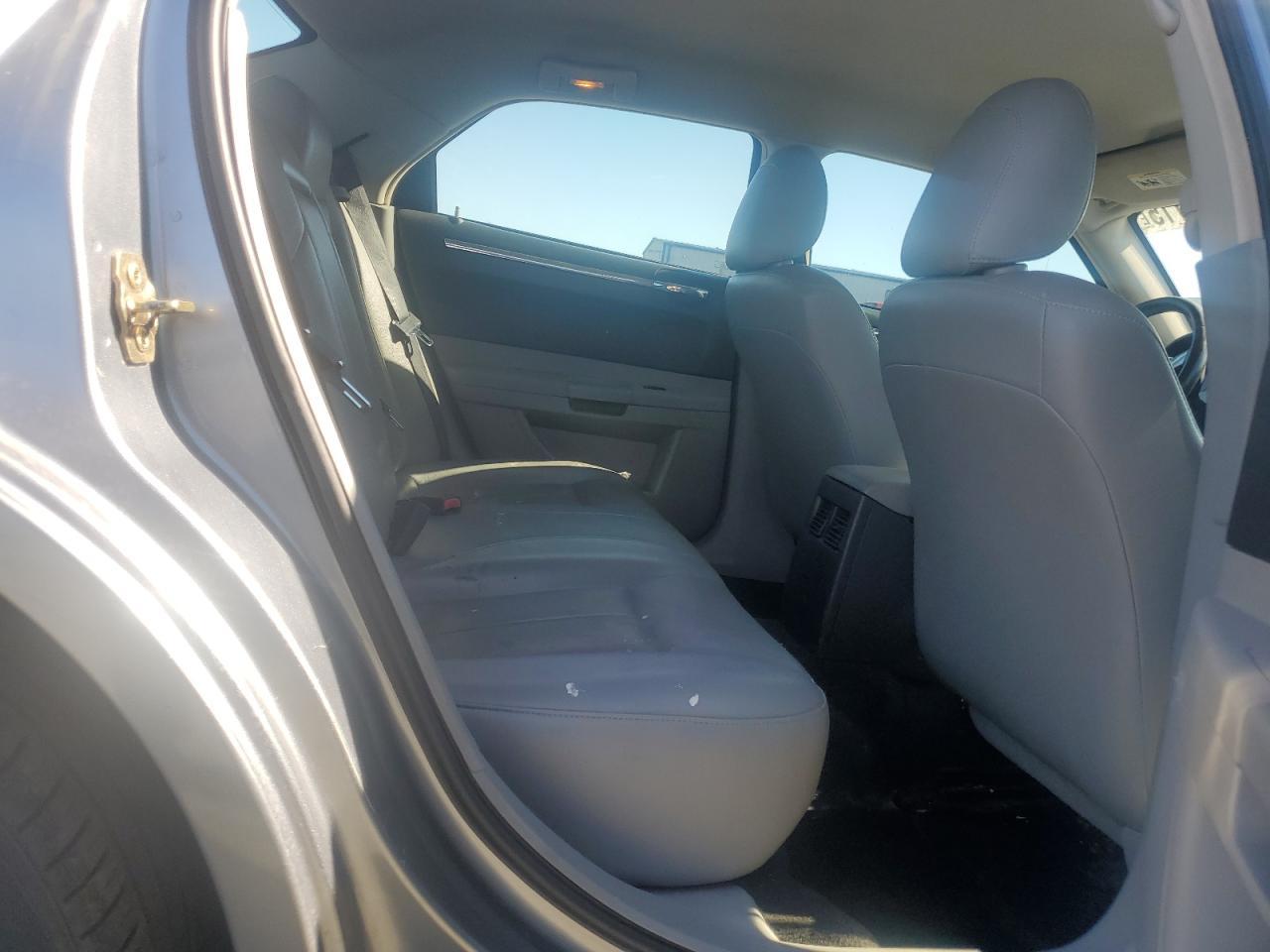2006 CHRYSLER 300