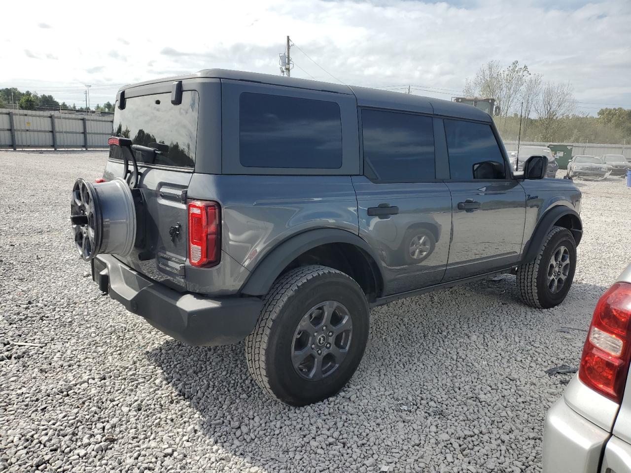 2024 FORD Bronco