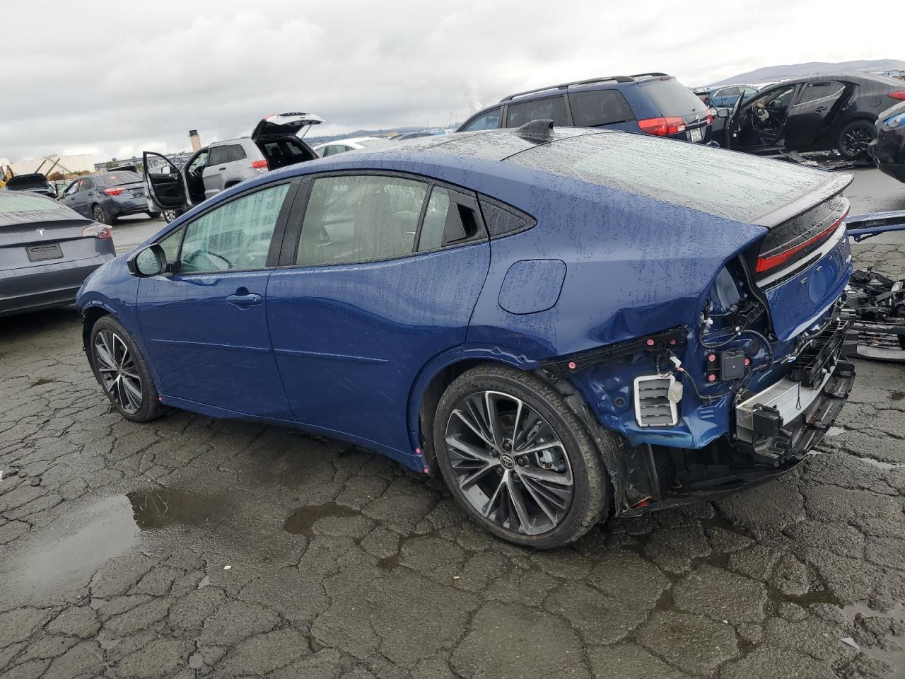 2024 TOYOTA PRIUS