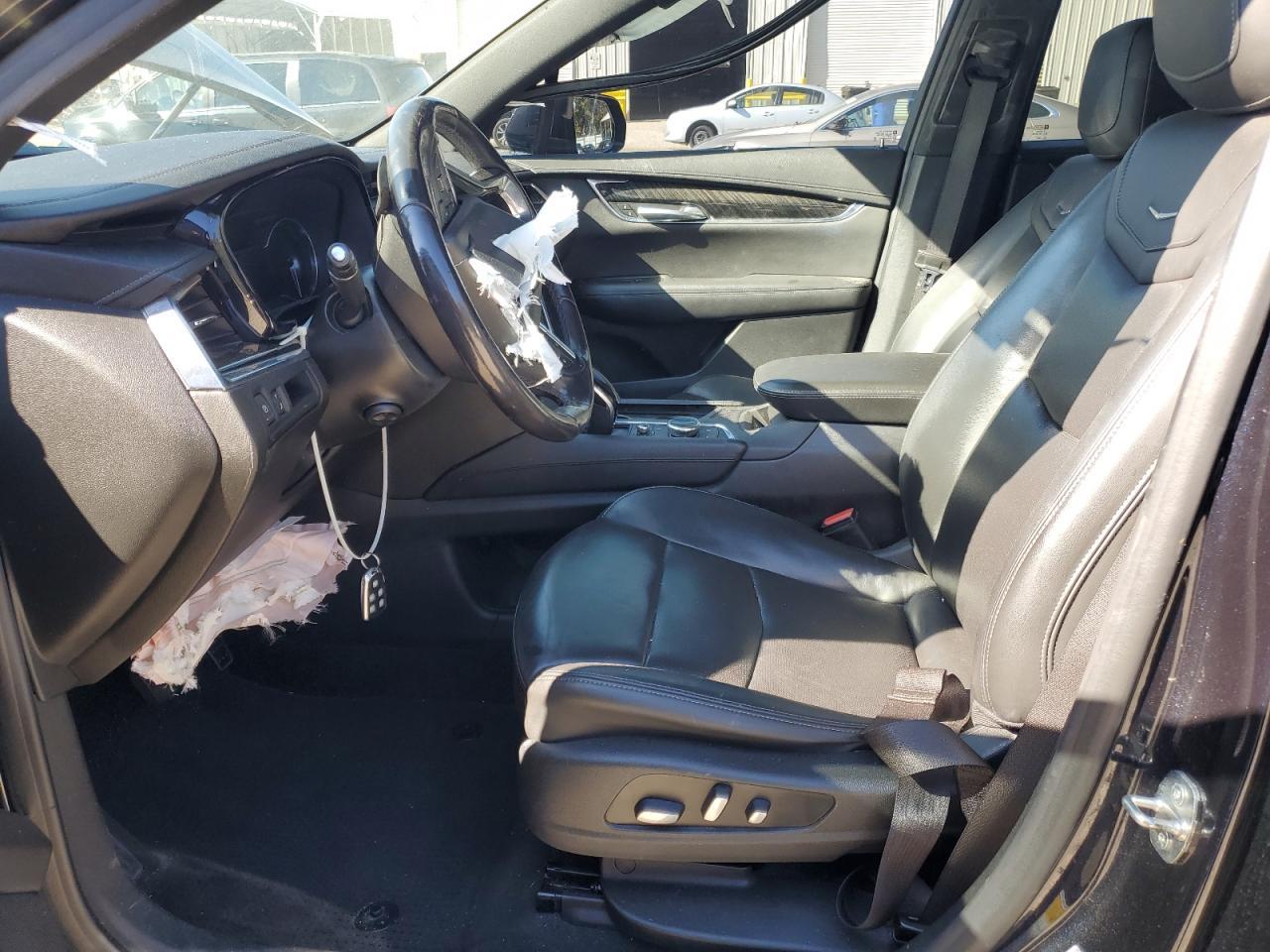 2021 CADILLAC XT6