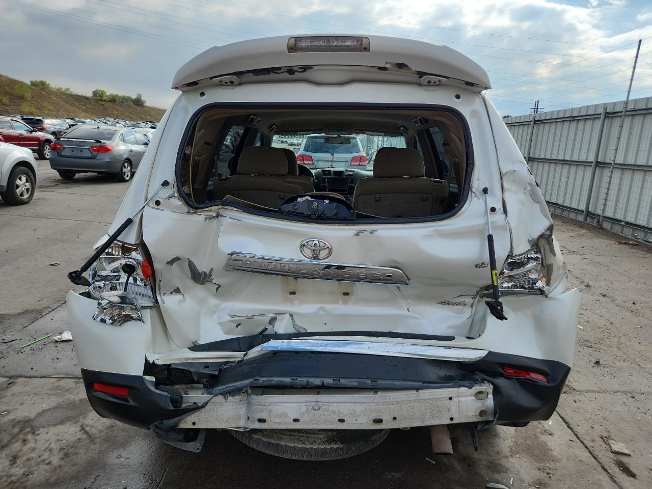 2013 TOYOTA HIGHLANDER