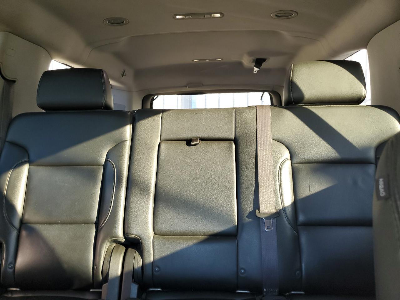 2015 CHEVROLET Suburban