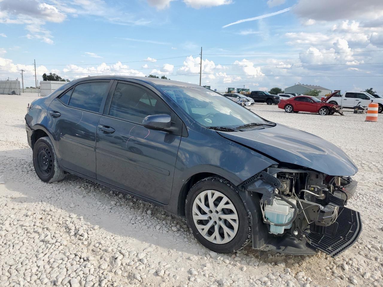 2019 TOYOTA COROLLA