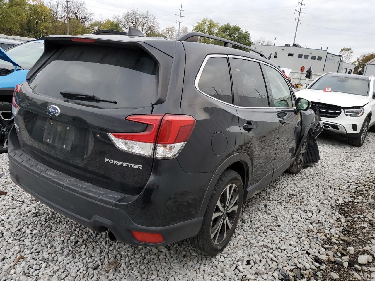 2019 SUBARU FORESTER