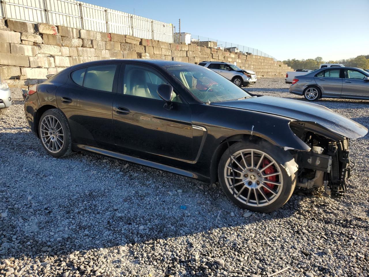 2011 PORSCHE Panamera