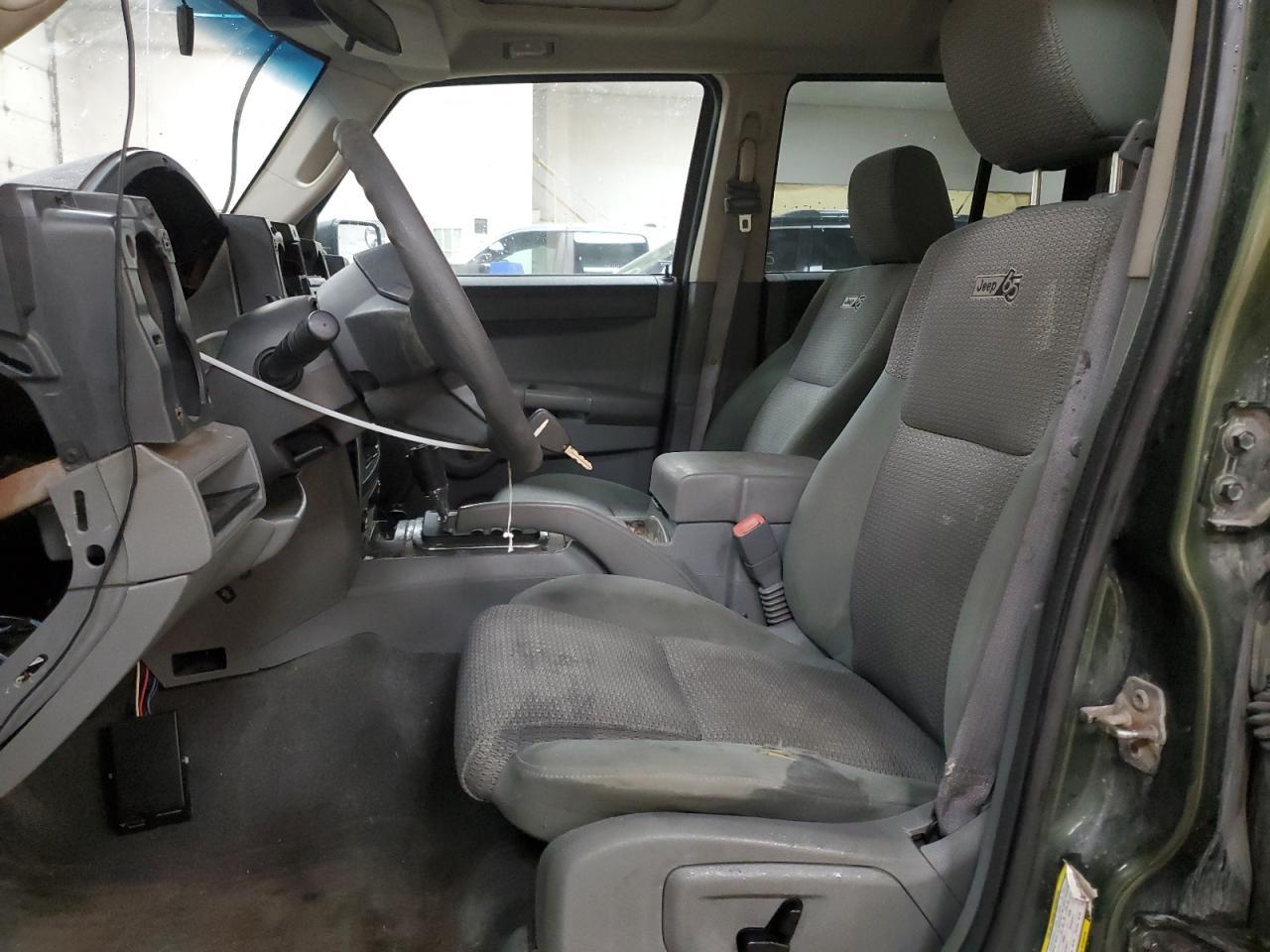 2006 JEEP Commander