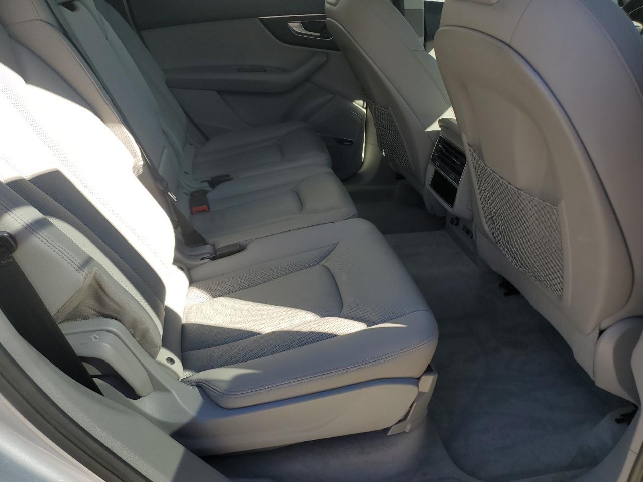 2020 AUDI Q7