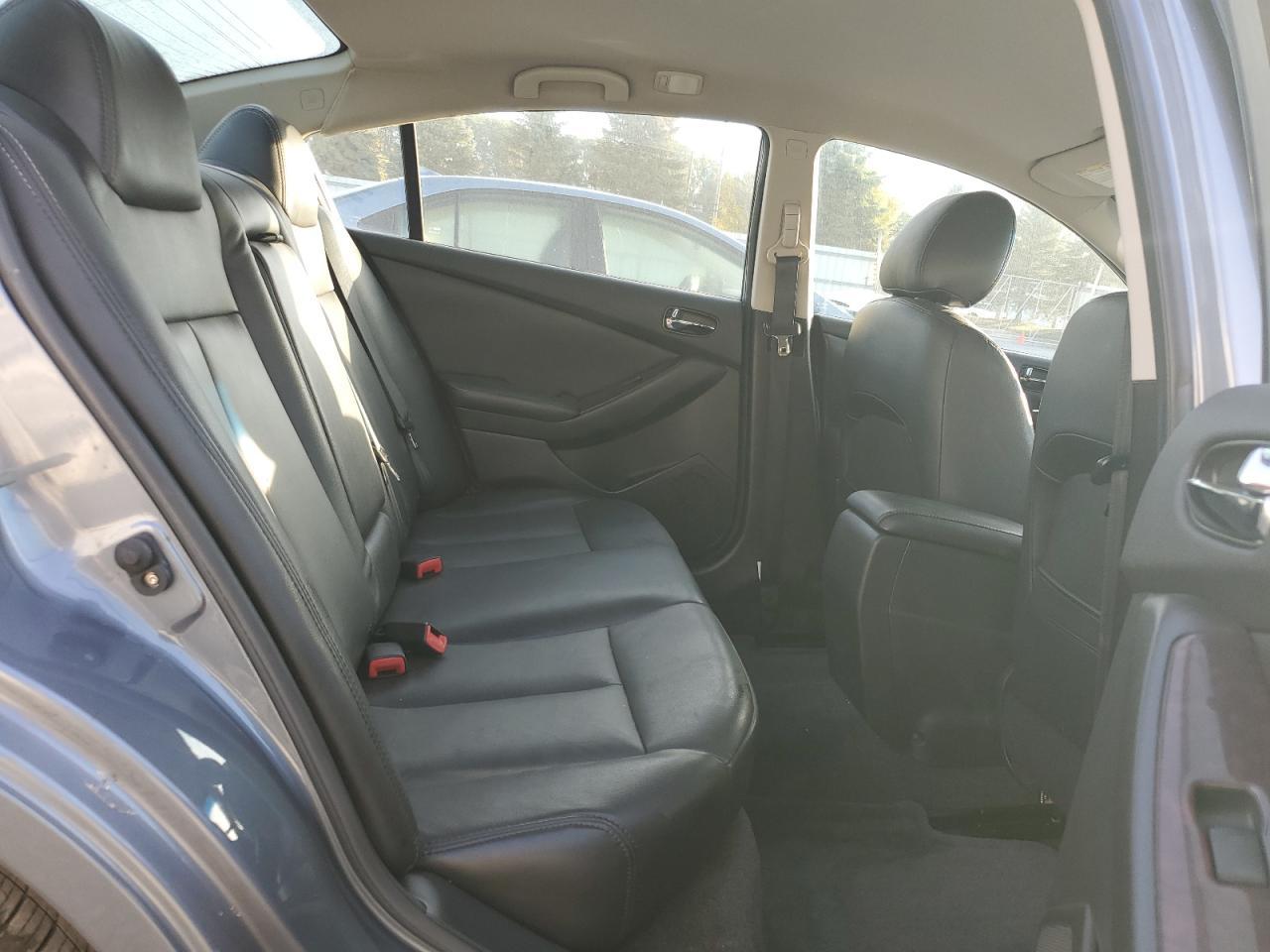 2012 NISSAN ALTIMA