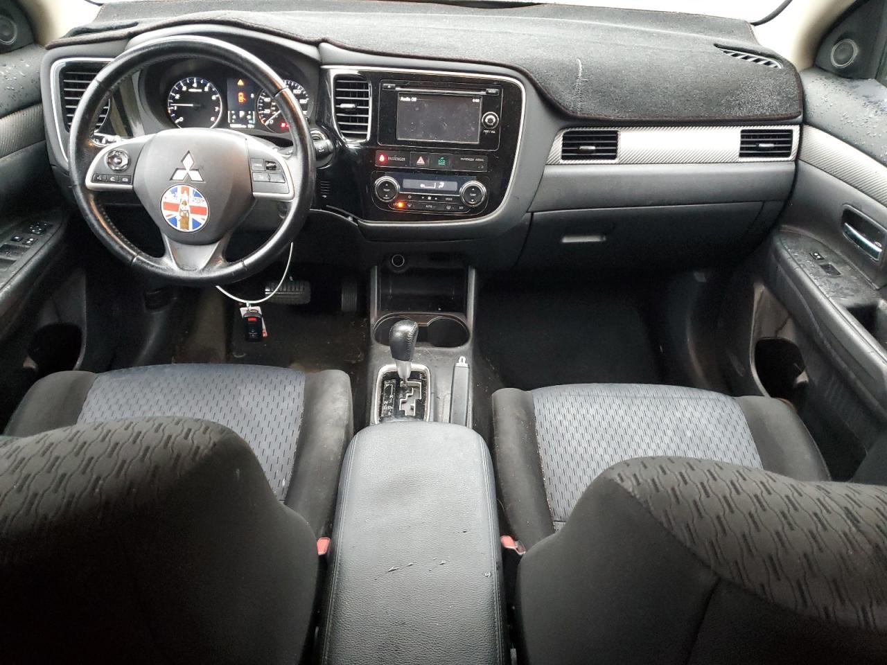 2014 MITSUBISHI outlander