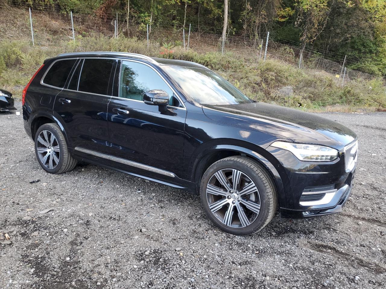2020 VOLVO XC90
