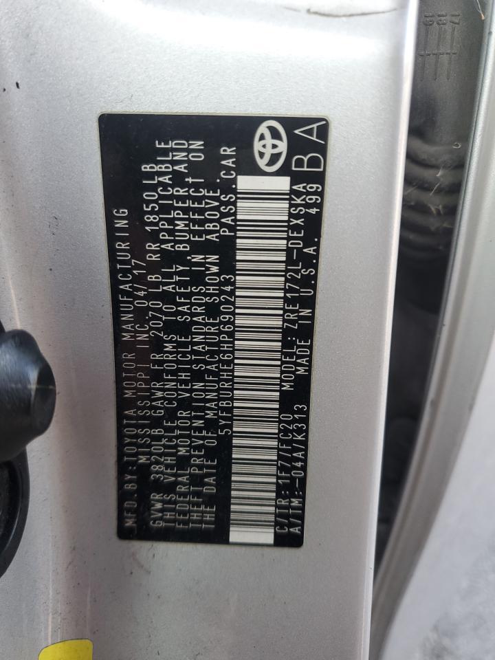 2017 TOYOTA COROLLA