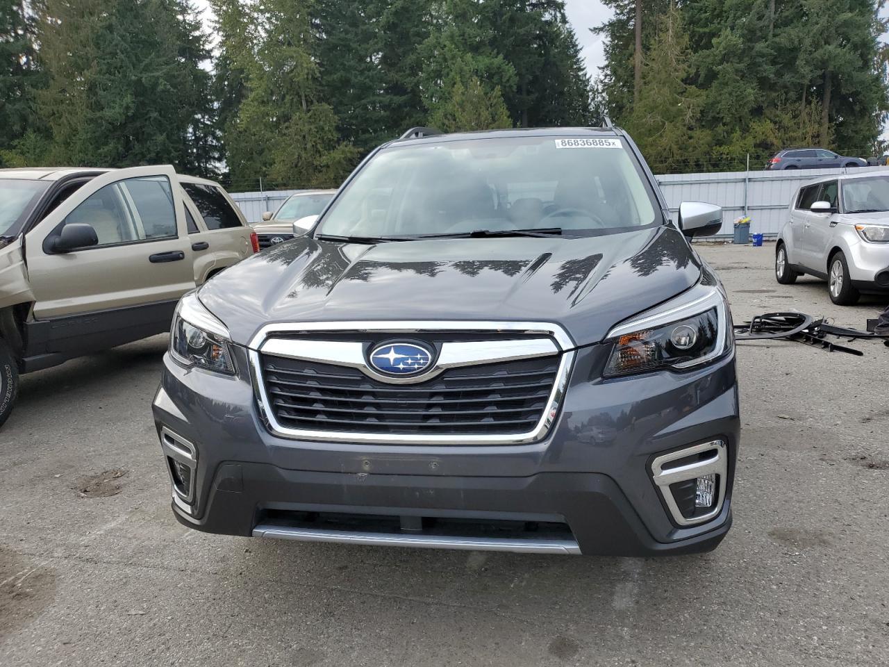 2021 SUBARU FORESTER