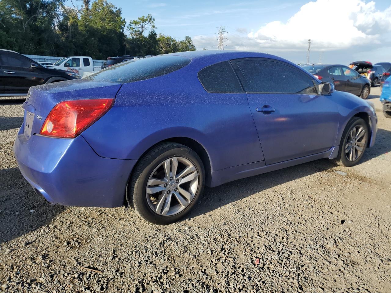 2011 NISSAN ALTIMA