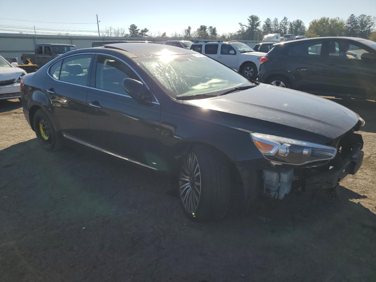 2016 KIA Cadenza