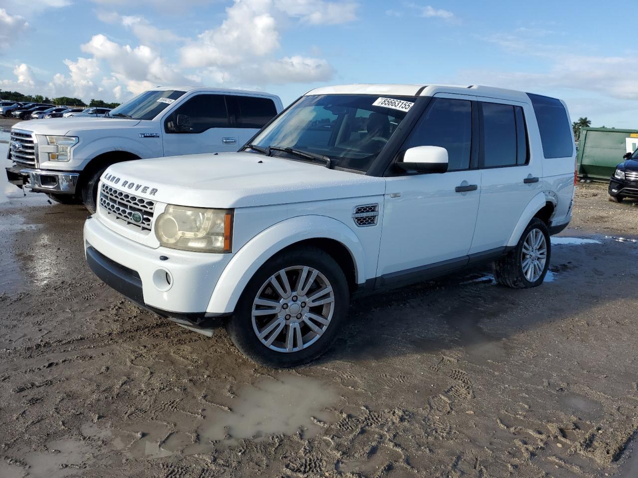 2011 LAND ROVER LR4