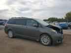 2011 TOYOTA SIENNA