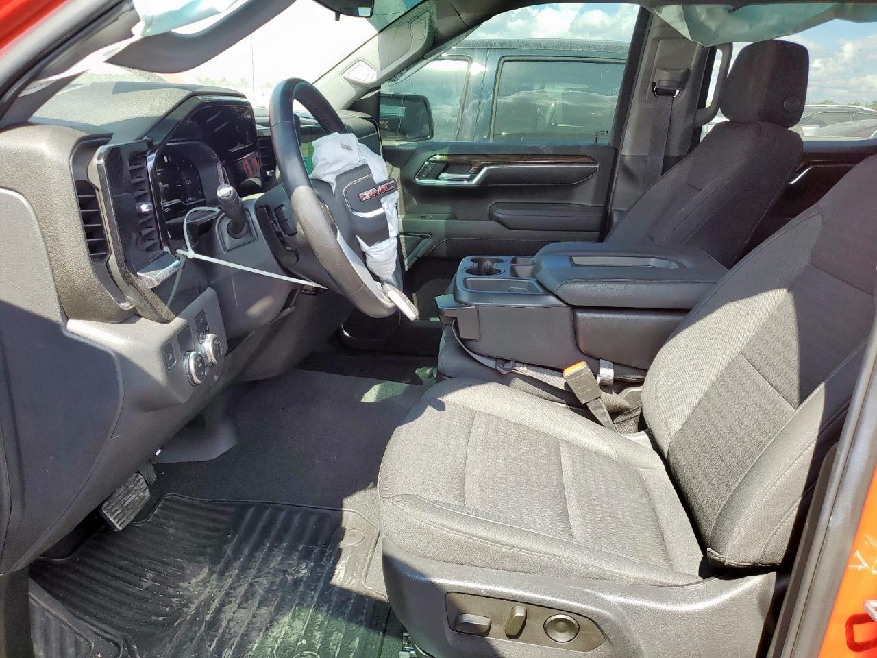2022 GMC Sierra