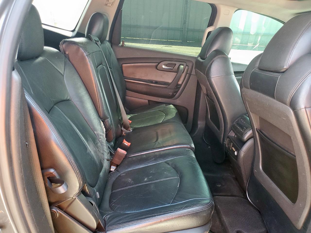 2010 CHEVROLET TRAVERSE