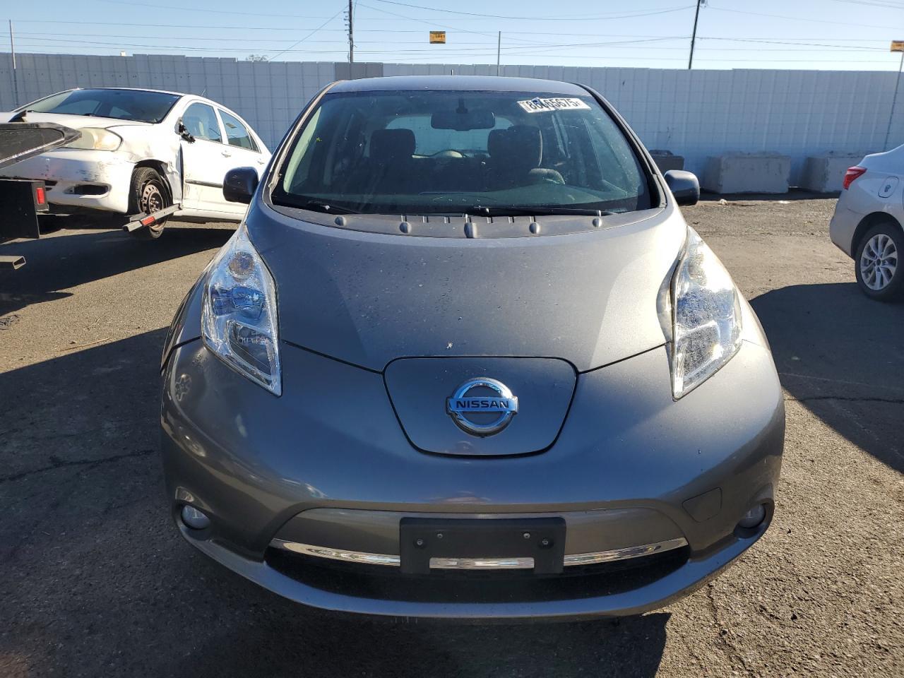 2015 NISSAN LEAF