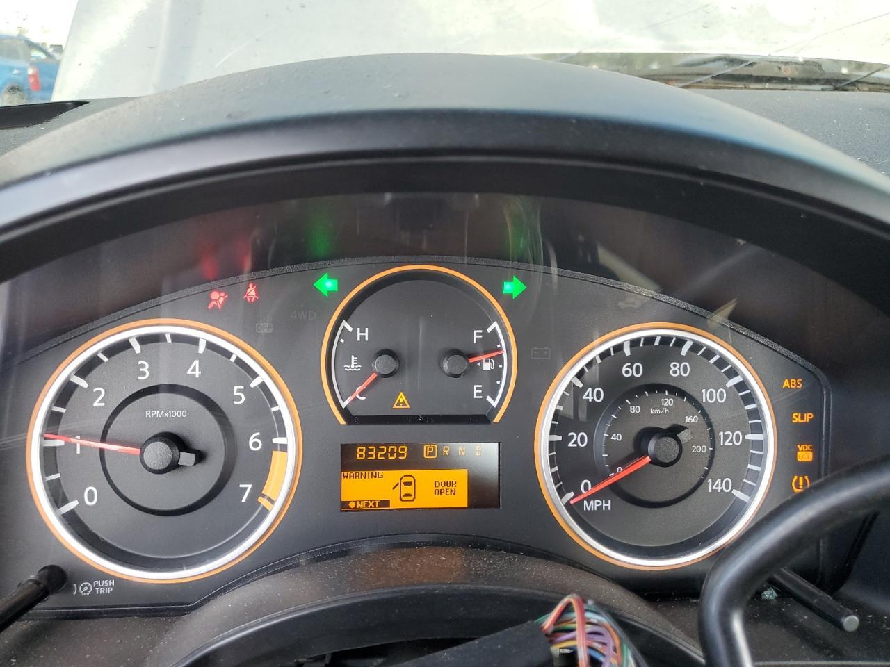 2011 NISSAN Titan