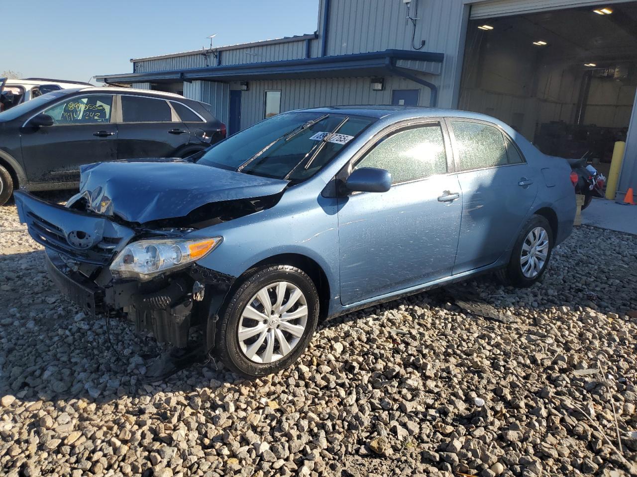 2013 TOYOTA COROLLA
