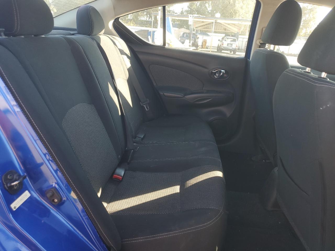 2016 NISSAN VERSA