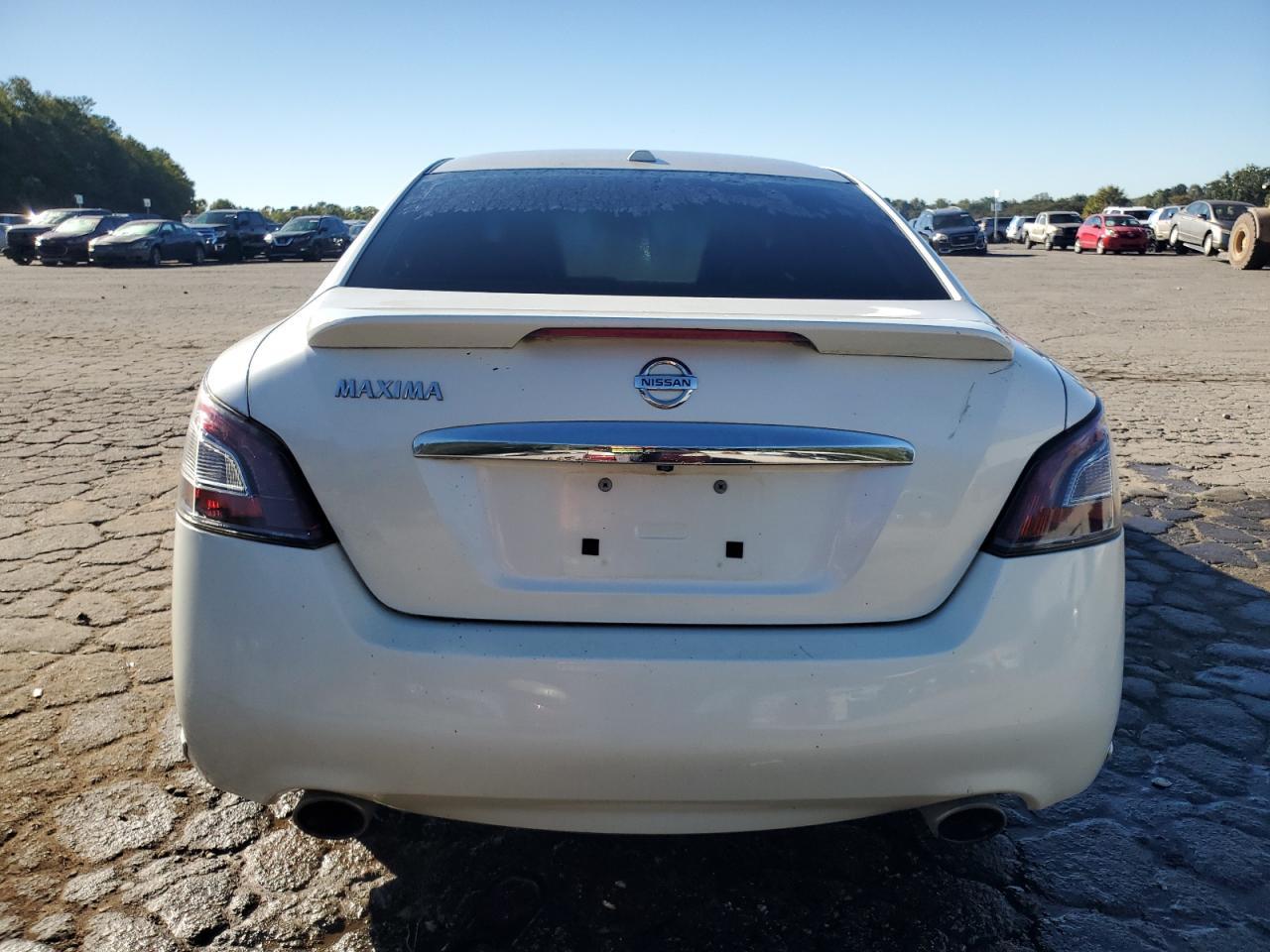 2014 NISSAN Maxima