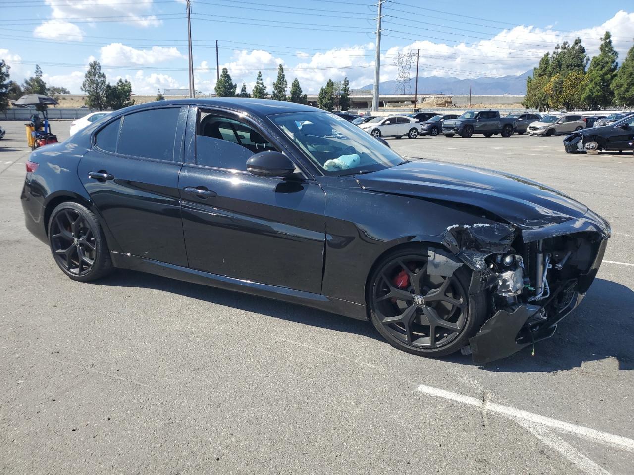 2020 ALFA ROMEO Giulia