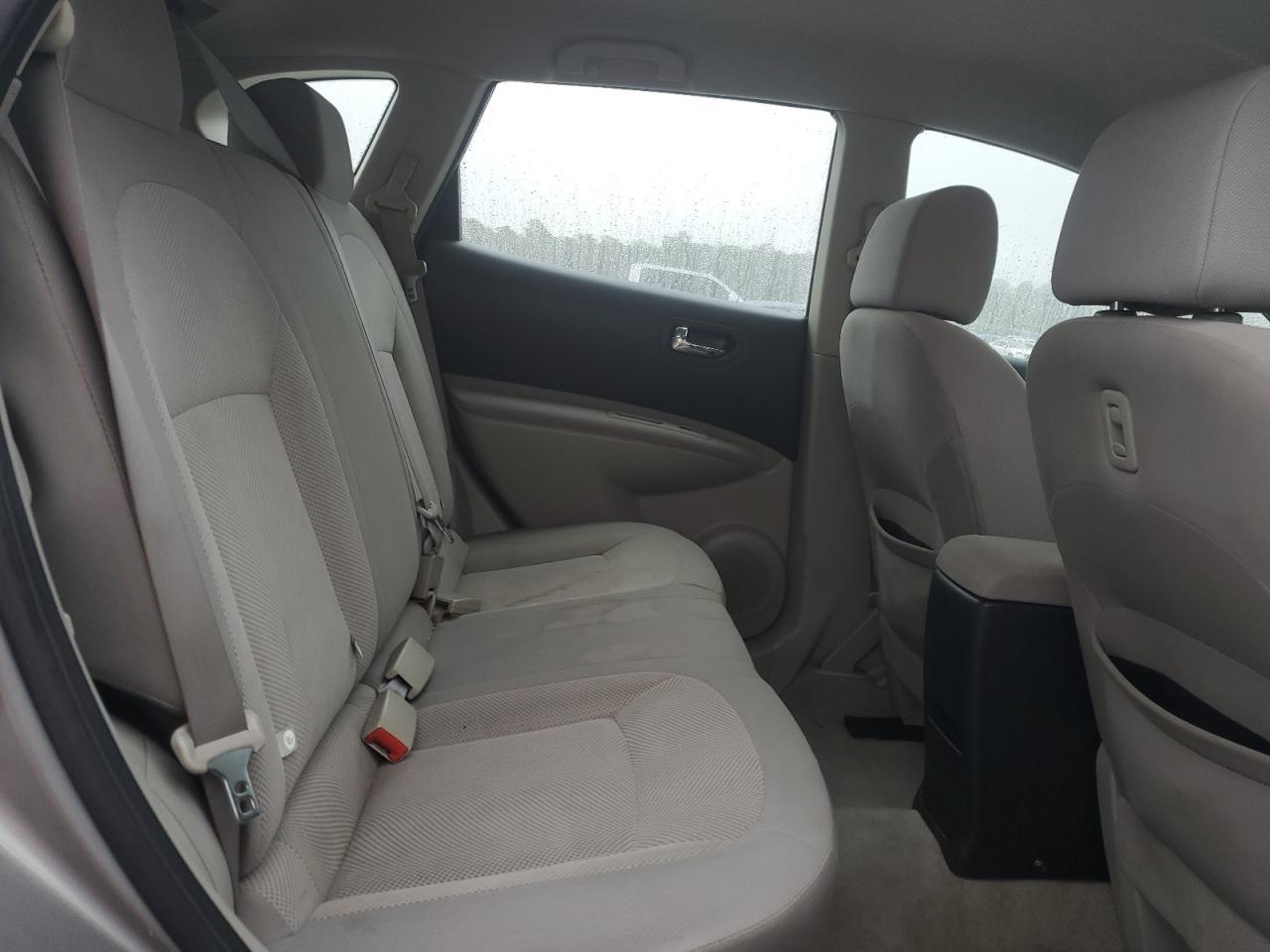 2014 NISSAN ROGUE