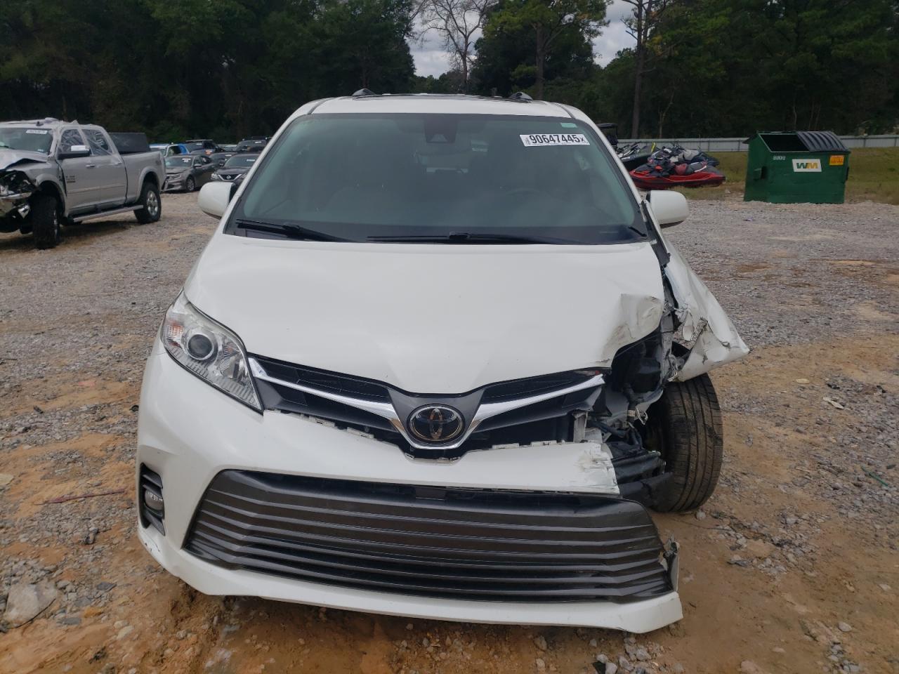 2018 TOYOTA SIENNA