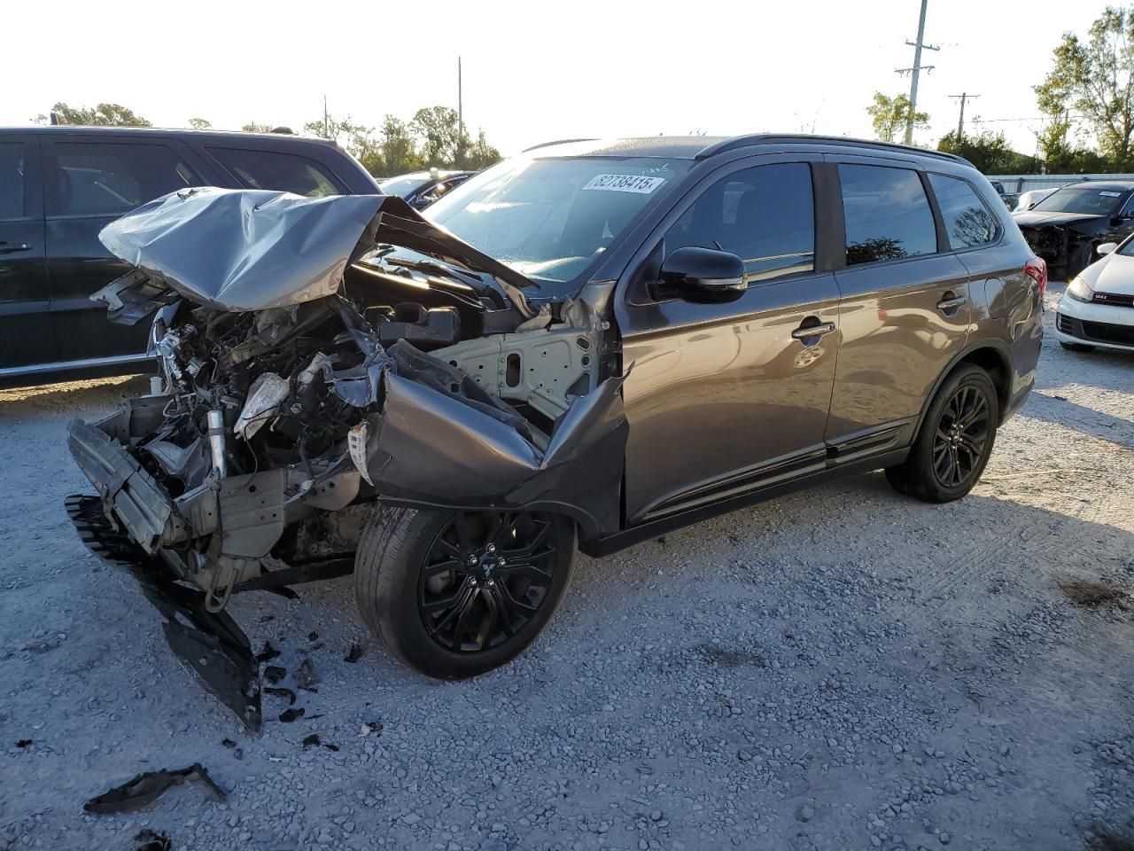 2018 MITSUBISHI outlander